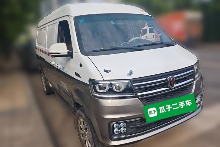 Used Jinbei New Hiace X30L 2019 1.5L Van Business Edition China VI SWC15M Front Right 45 Deg