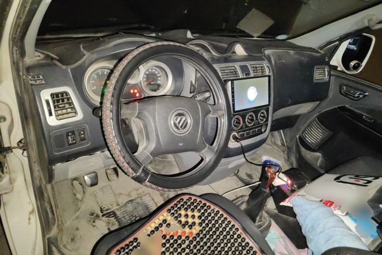 Used Foton MP-X E 2017 2.0L New Express Long Wheelbase 4Q20M Center Console