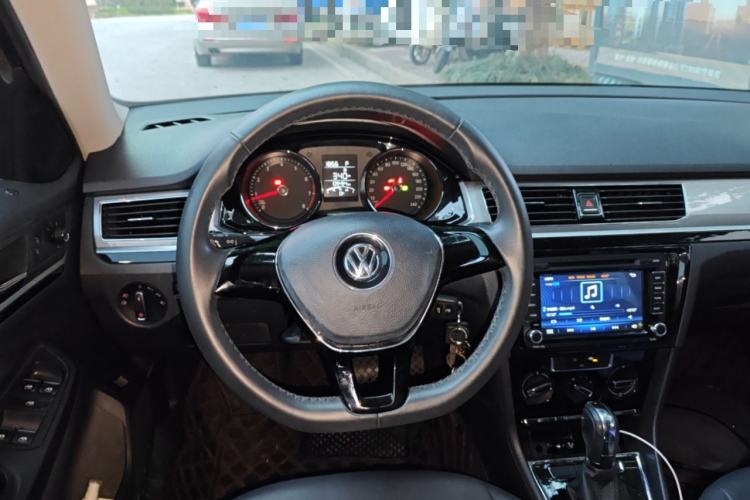 Used Volkswagen Bora 2016 1.6L Automatic Comfort Model Steering Wheel