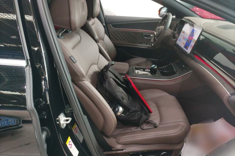 Used BYD Han 2022 DM-i 121KM Luxury Model Right Front Seat