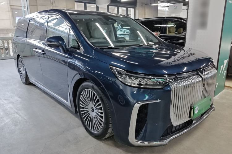 Used VOYAH Dream 2025 PHEV Four-Wheel-Drive Flagship Kunpeng Edition
