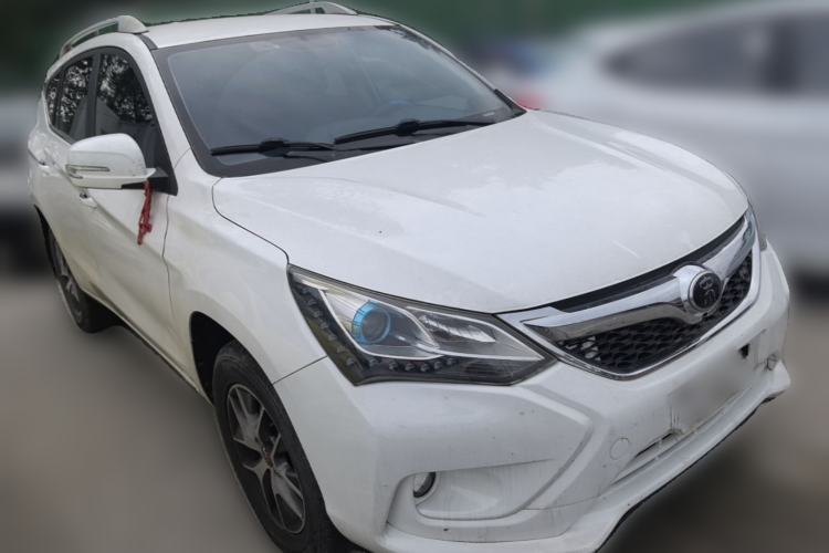 Used BYD Song 2017 Gaishi Upgrade Edition 1.5TI Manual Leading Model
