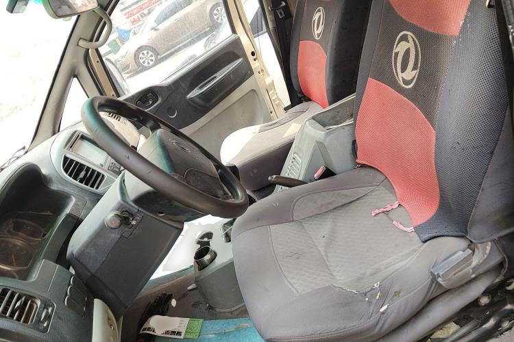 Used FORTHING Lingzhi 2015 M5 Q7 2.0L 7-seat Long-Wheelbase Comfort Model
