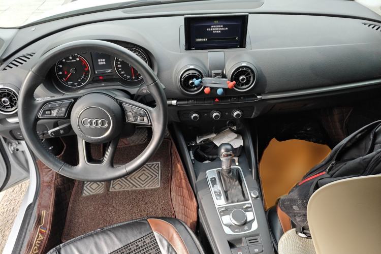 Used Audi A3 2020 Restyled Limousine 35 TFSI Ambition Version China VI
