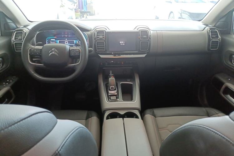 Used Citroen C5 AIRCROSS 2021 400THP Enjoyment Model Center Console