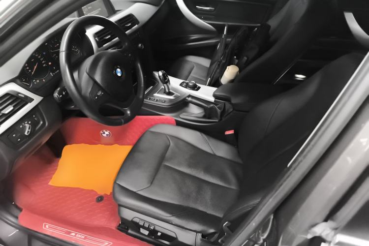 Used BMW 3 Series 2014 320Li Fashion Model
