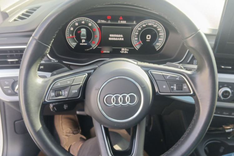 Used Audi A4L 2022 40 TFSI Fashion Dynamic Model
