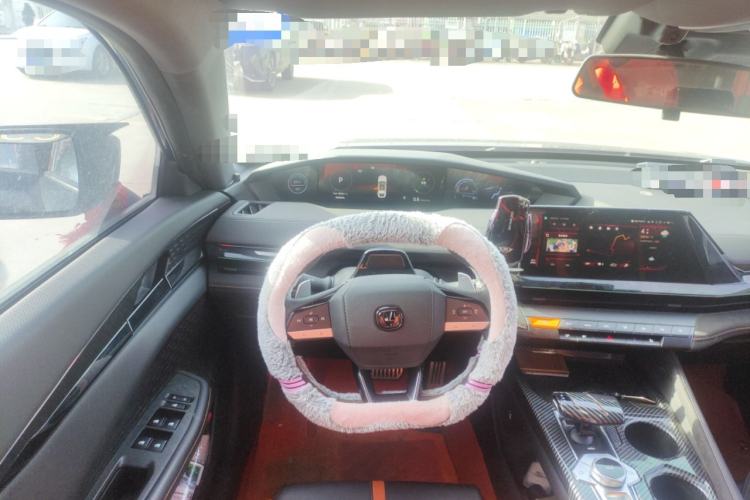 Used CHANGAN UNI-V 2024 1.5T Prestige Sport Edition
