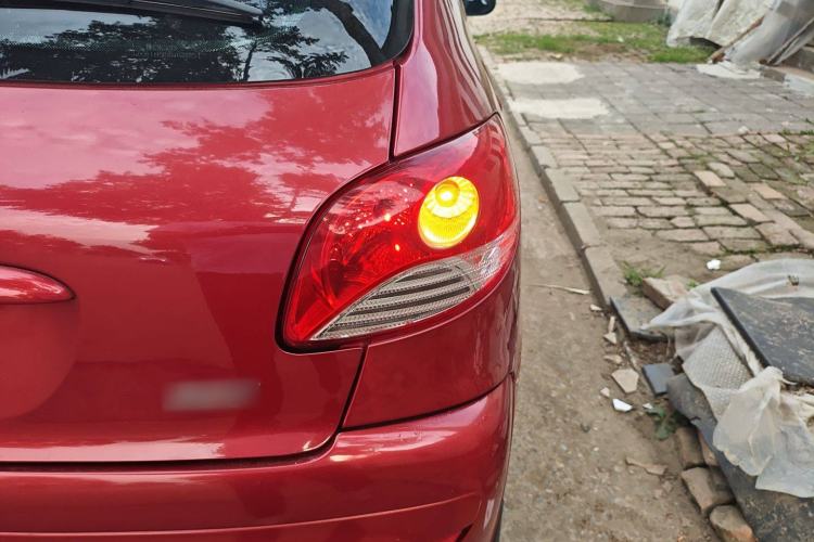 Used Peugeot 207 2011 Hatchback 1.4L Manual Yule Edition Exterior 6