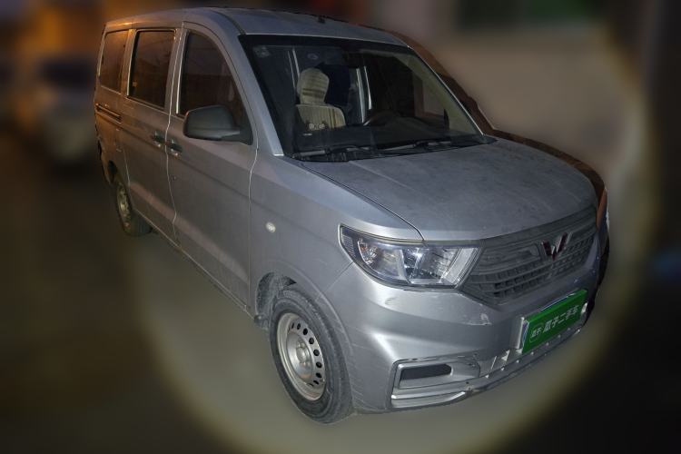 Used Wuling Hongguang V 2019 1.5L Base Version China VI LAR