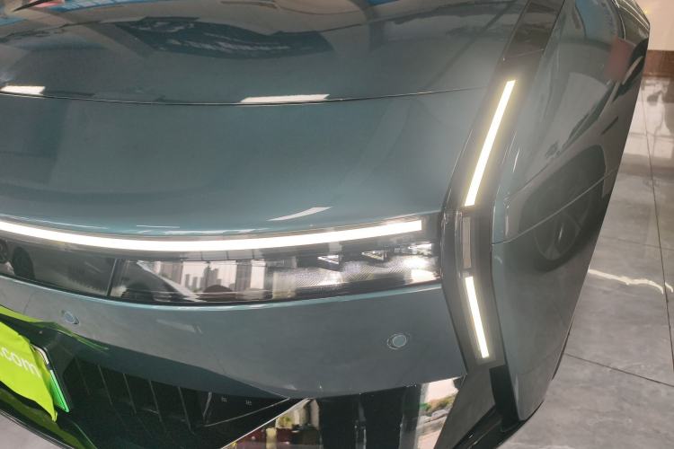 Used XPeng P7 2025 Model—820 Ultra Long Range Ultra Left Front Headlight