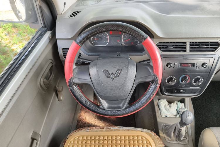 Used Wuling Zhiguang V 2017 1.2L Base Version LMH