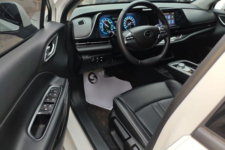 Used AION S 2022 Xuan 580 Pio 59.4 kWh Interior 3