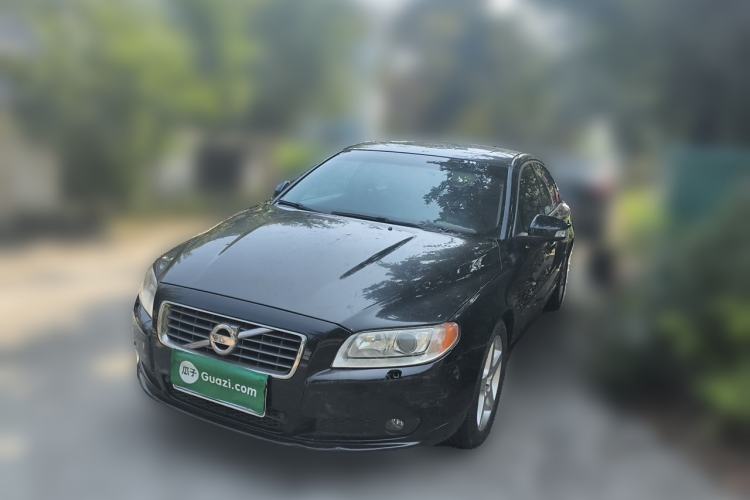 Used Volvo S80L 2011 2.0T ZhiZun Edition Guazi used car, China used car export, Used car for sale, Used cars, Cheapest cars for sale