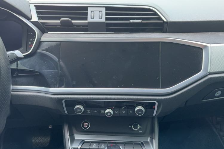 Used Audi Q3 Sportback 2020 40 TFSI Fashion Model Audio And AC Panel