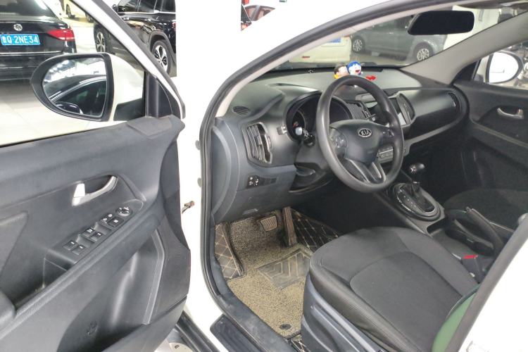 Used Kia Sportage R 2014 2.0L Automatic Two-Wheel Drive GL
