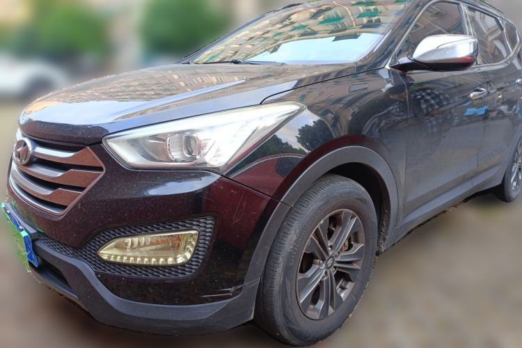 Used Hyundai Santa Fe 2015 2.0T Automatic Two-Wheel Drive Smart Version 5 Seats