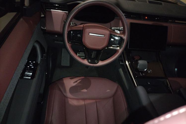 Used Land Rover Range Sport 2024 400PS Dynamic SE Steering Wheel