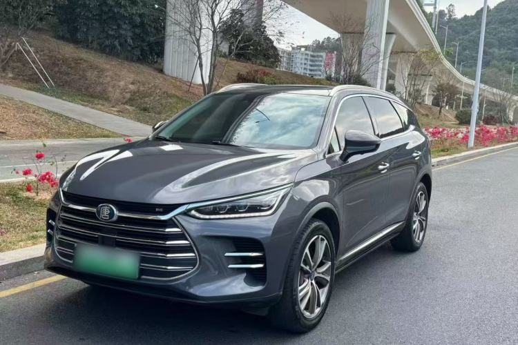 Used BYD Tang New Energy 2018 DM 2.0T All-Wheel Drive Smart Connectivity Luxury Model 7 Seats China V Emission Standard