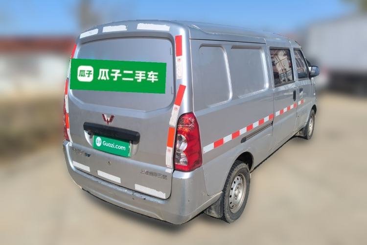 Used Wuling Rongguang EV 2020 Window-Sealed Basic Version 5 Seats 300 KM Exterior 5