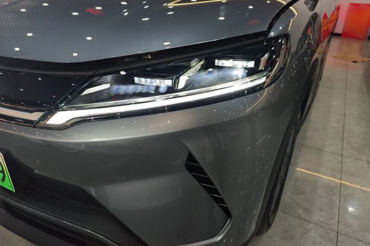 Used BYD Yuan UP 2025 Model 301KM Leading Version