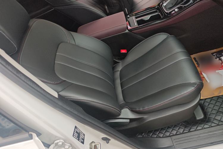 Used GAC Trumpchi M6 2023 PRO 270T DCT Luxury Edition
