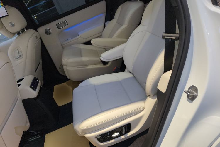 Used Li Auto L9 2025 Ultra Smart Refreshed Edition
