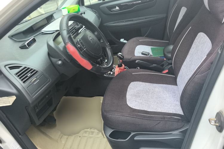 Used Citroen C-Quatre 2014 VTS Version 1.6L Manual - Premium Model Left Front Seat