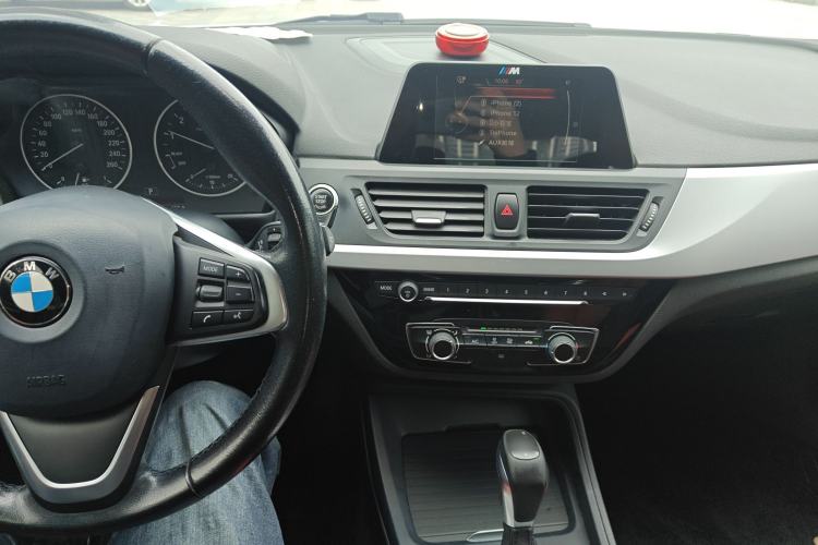 Used BMW 1 Series 2017 118i Fashion Model Center Console