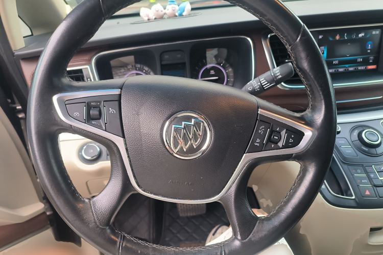 Used Buick GL8 2017 25S Luxury Version China V Standard