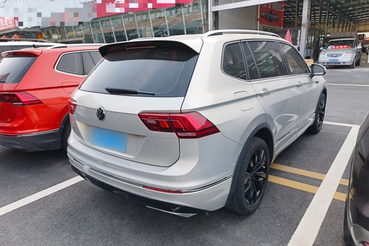 Used Volkswagen Tiguan L 2021 330TSI Automatic Two-Wheel Drive R-Line Enhanced Edition
