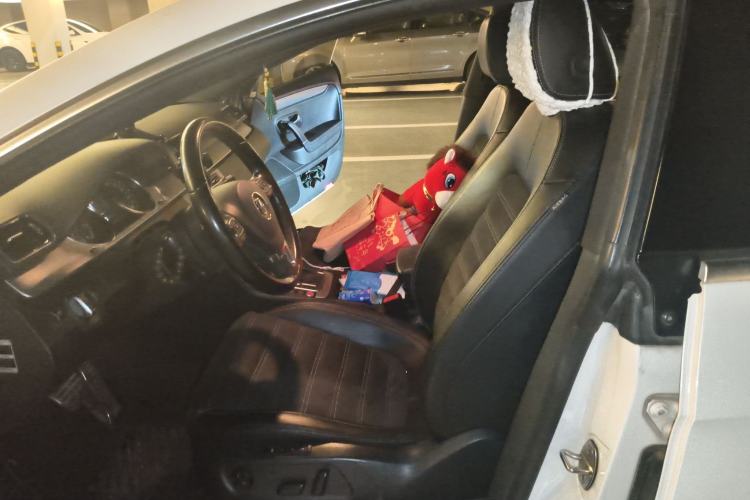 Used Volkswagen FAW-Volkswagen CC 2015 2.0 TSI Luxury Model
