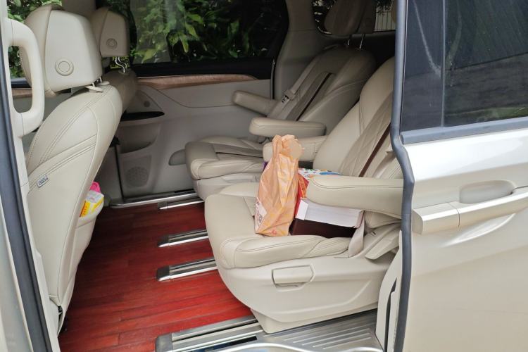 Used Buick GL8 2018 28T Luxury Model China VI Standard Left Rear Seat