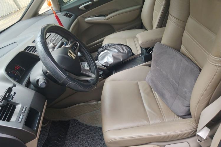 Used Honda Civic 2009 1.8L automatic luxury edition