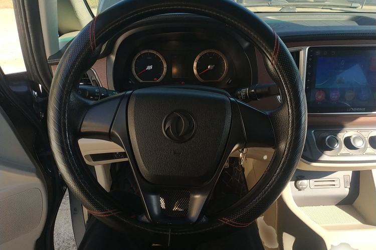 Used FORTHING Lingzhi 2019 M5 1.6L 7-Seater Base Model China VI
