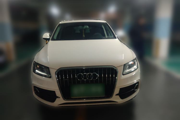 Used Audi Q5 2018 Collector's Edition 40 TFSI Technology Model
