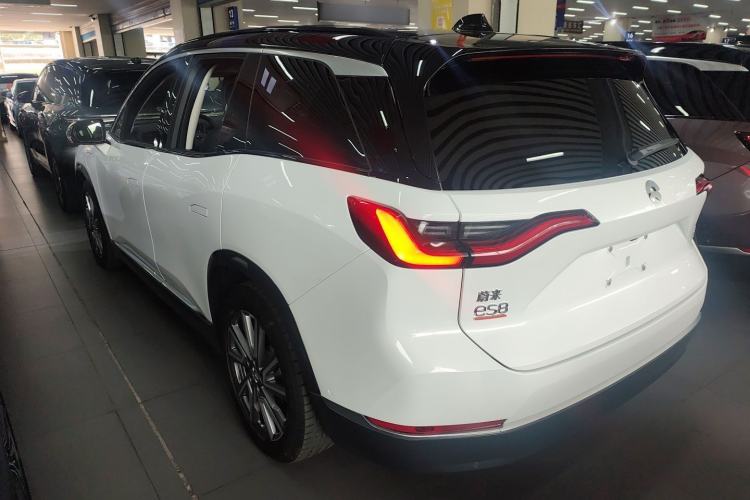 Used Nio ES8 2020 450 km Range 6-Seater Version