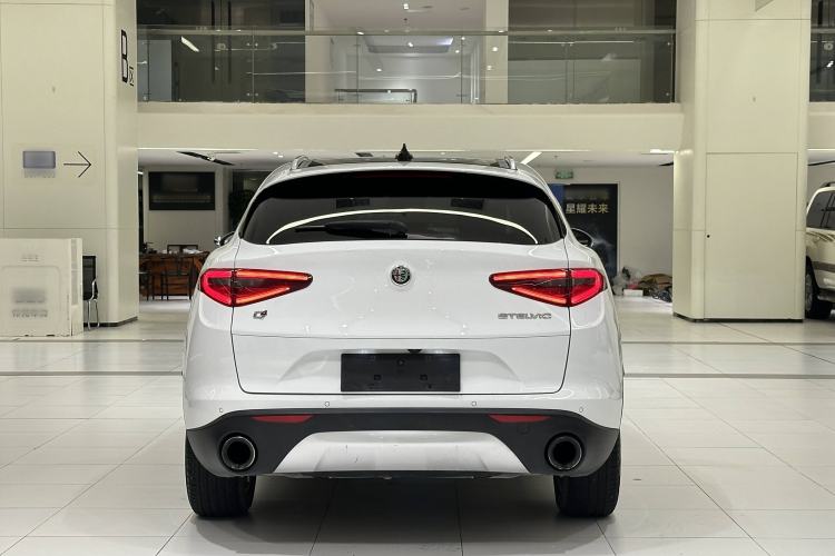 Used Alfa Romeo Stelvio 2017 2.0T 200HP Luxury Edition
