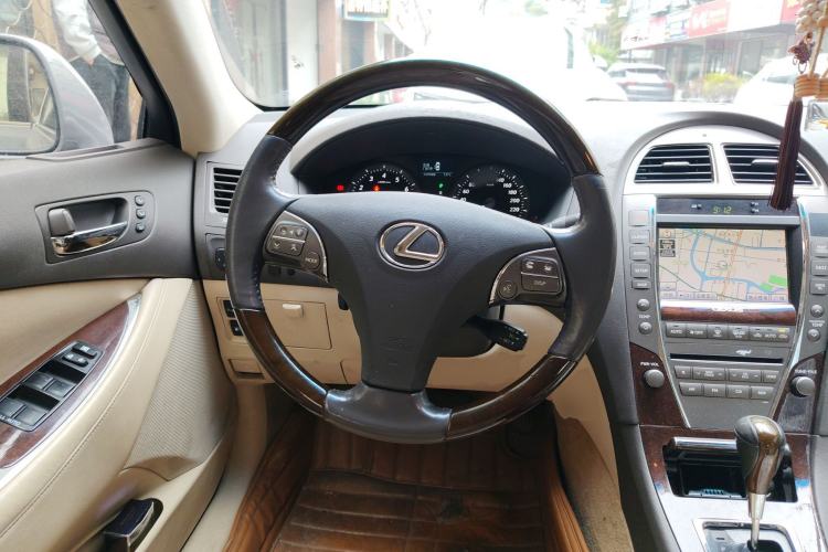 Used Lexus ES 2010 240 Luxury Edition
