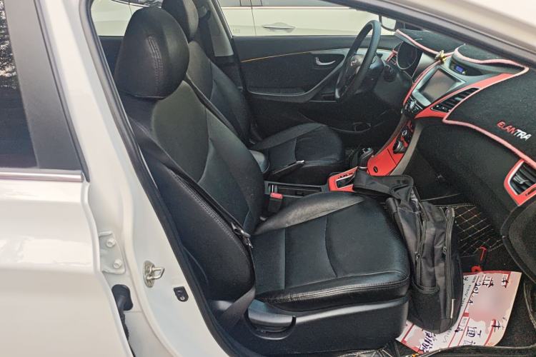 Used Hyundai Elantra (5th Generation / Langdong) 2015 1.6L Automatic Leading Model Right Front Seat
