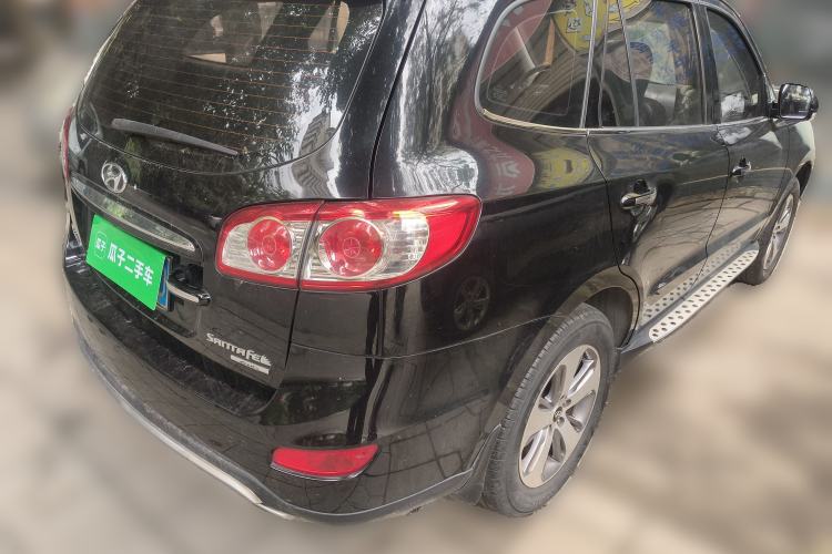 Used Hyundai Santa Fe Classic 2012 2.4 Ultimate Edition 7-Seater Four-Wheel Drive