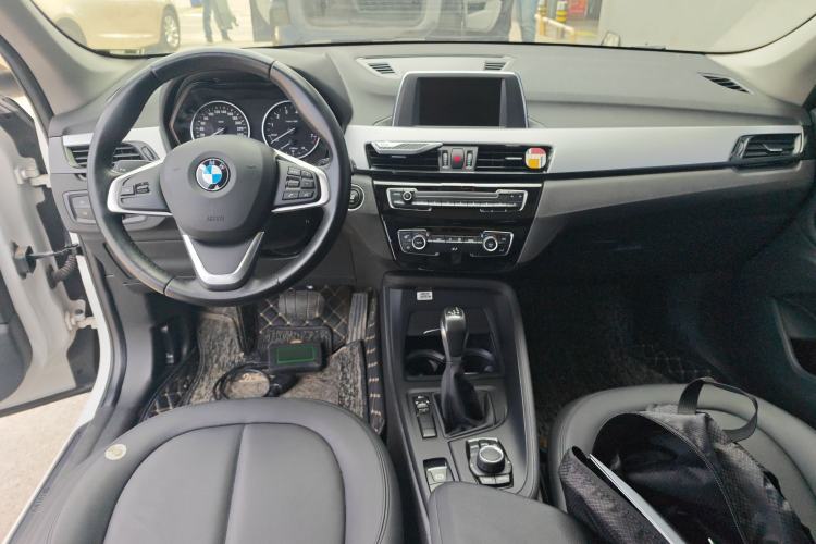 Used BMW X1 2016 sDrive18Li Fashion Model Center Console