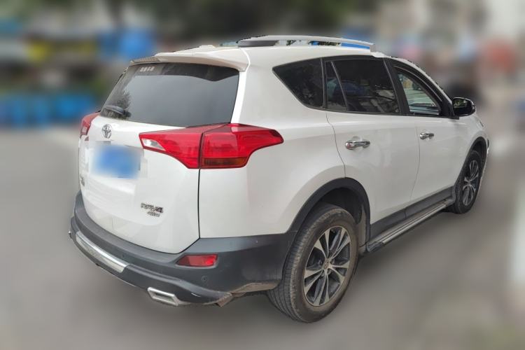 Used Toyota RAV4 2015 2.5L Automatic 4x4 Elite Edition
