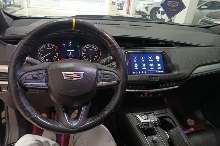 Used Cadillac XT4 2021 28T Two-Wheel Drive Leading Version
