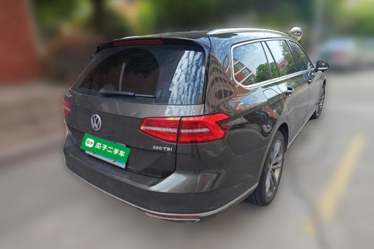 Used Volkswagen Variant 2018 380TSI Two-Wheel Drive Comfort Edition Rear Right 45 Deg