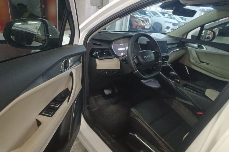 Used Lynk & Co 06 EM-P 2022 PHEV Shero Pink Special Edition
