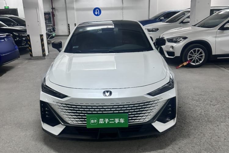 Used Changan UNI-V 2022 1.5T Prestige Version
