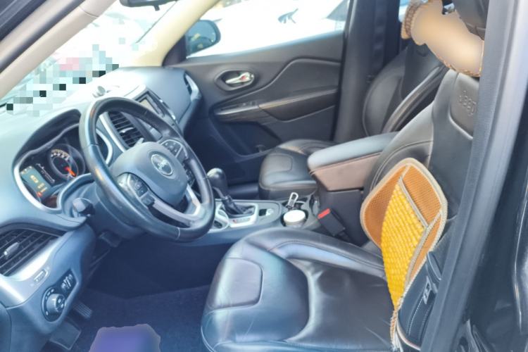 Used Jeep Cherokee 2016 2.4L Leading Edition