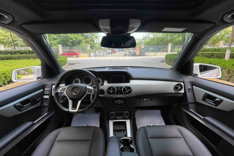 Used Mercedes-Benz GLK-Class 2015 GLK 260 4MATIC Fashion Edition Ultimate Version
