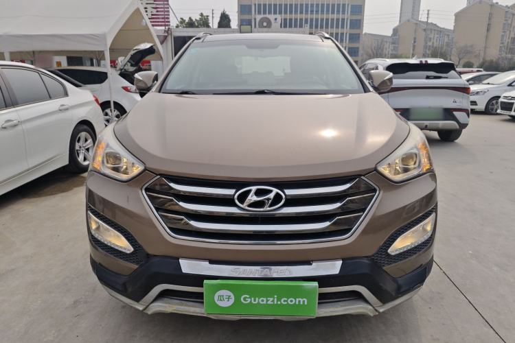 Used Hyundai Santa Fe 2013 2.4L Automatic Two-Wheel Drive Smart Version